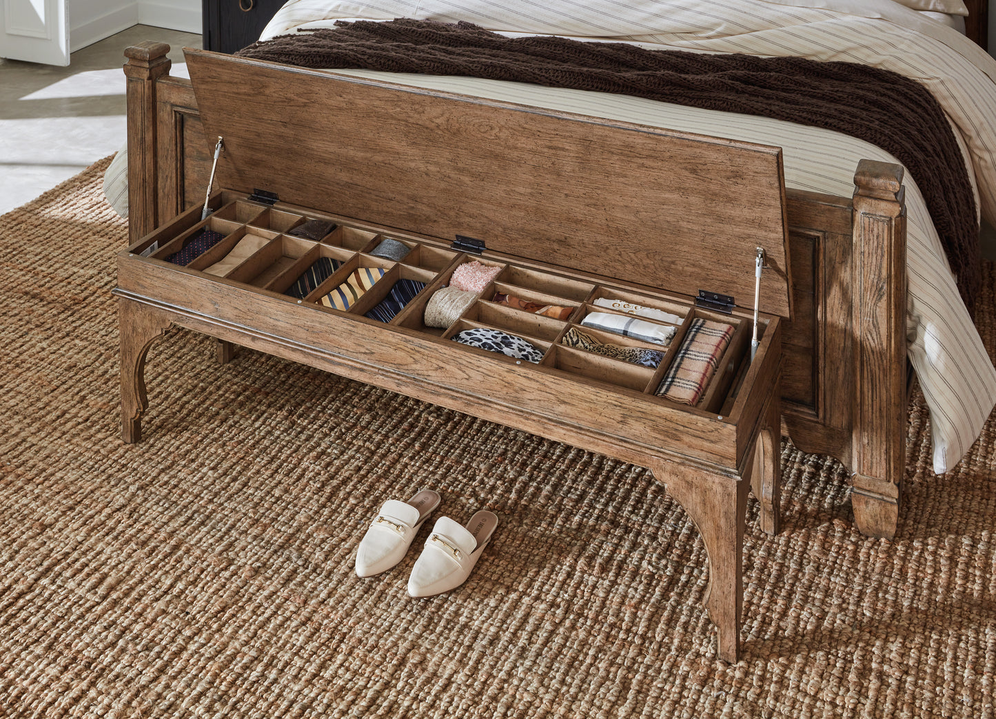 Americana bed bench