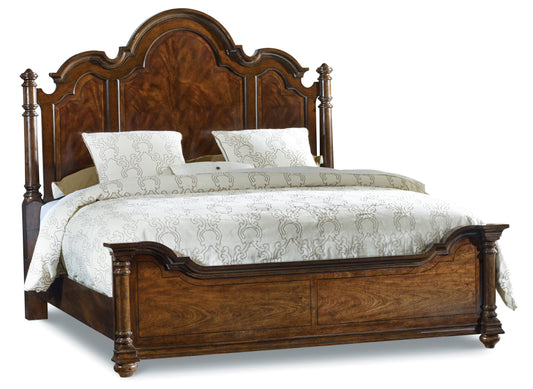 Leesburg queen poster bed