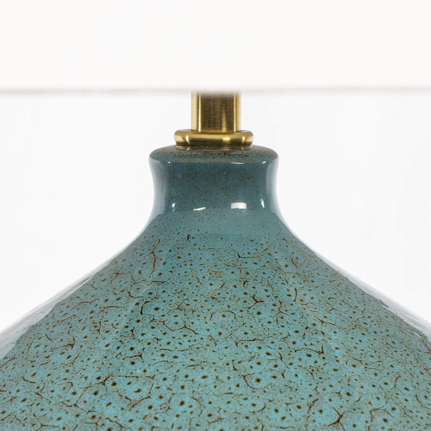 Sylvia ceramic table lamp