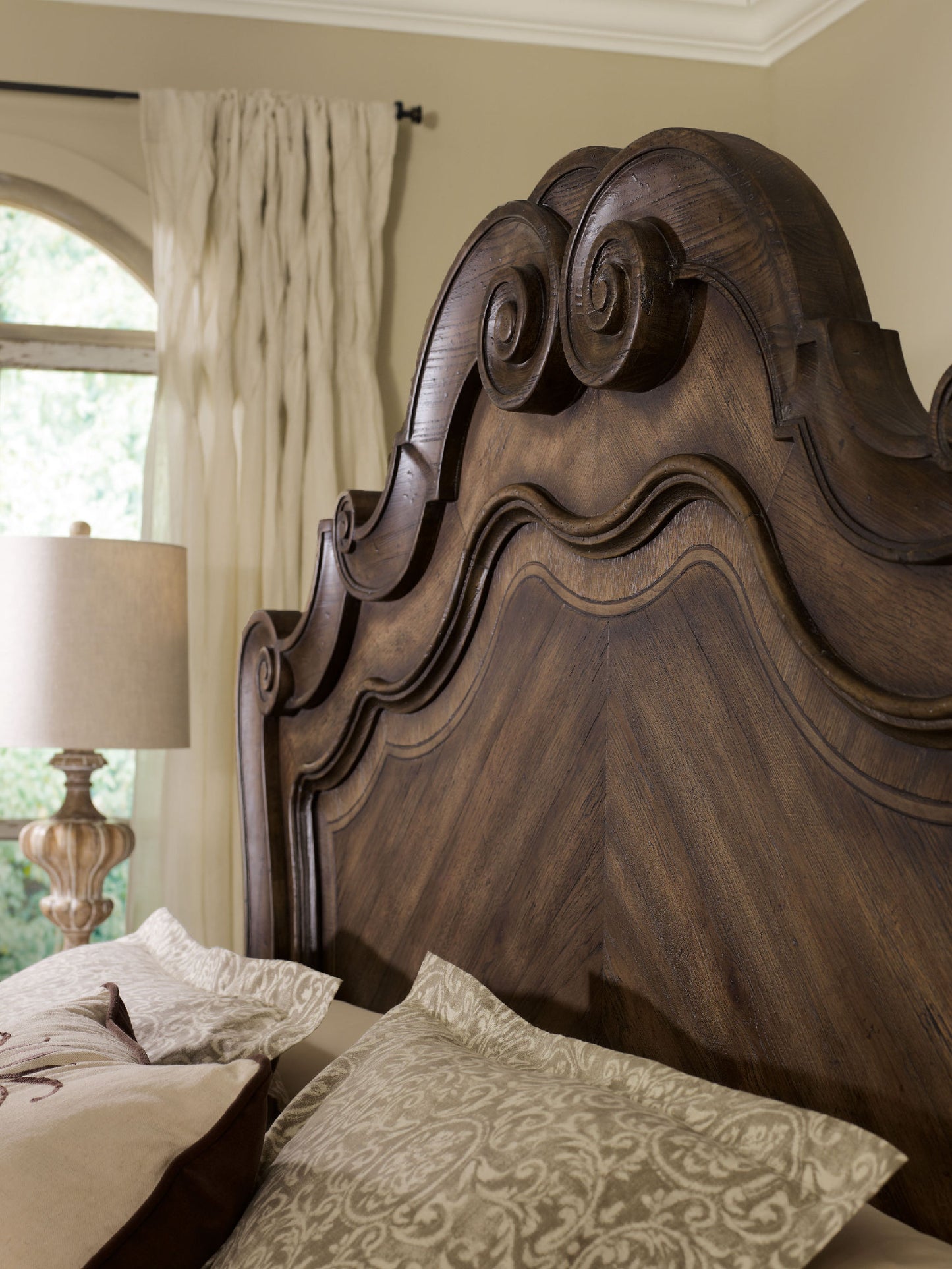 Rhapsody king panel bed