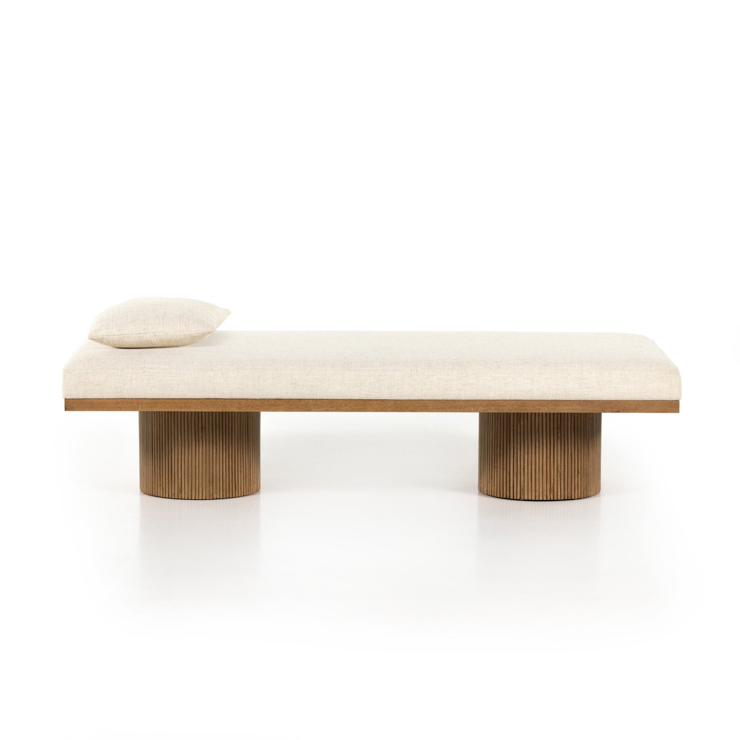 Jakobi chaise-thames cream