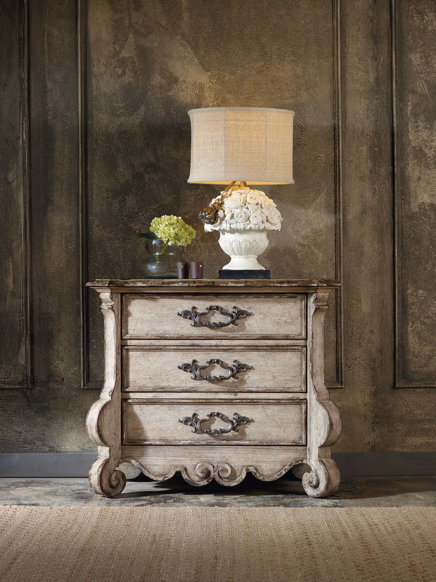 Chatelet nightstand