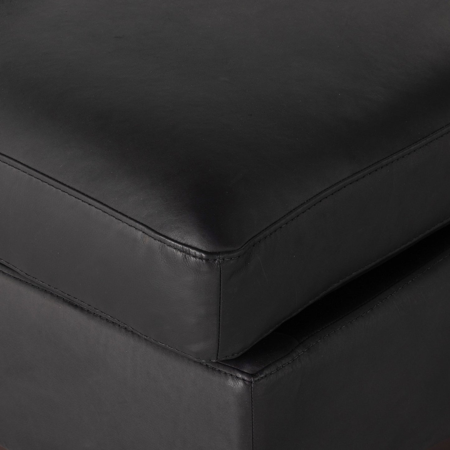 Colt raf chaise pc-heirloom black