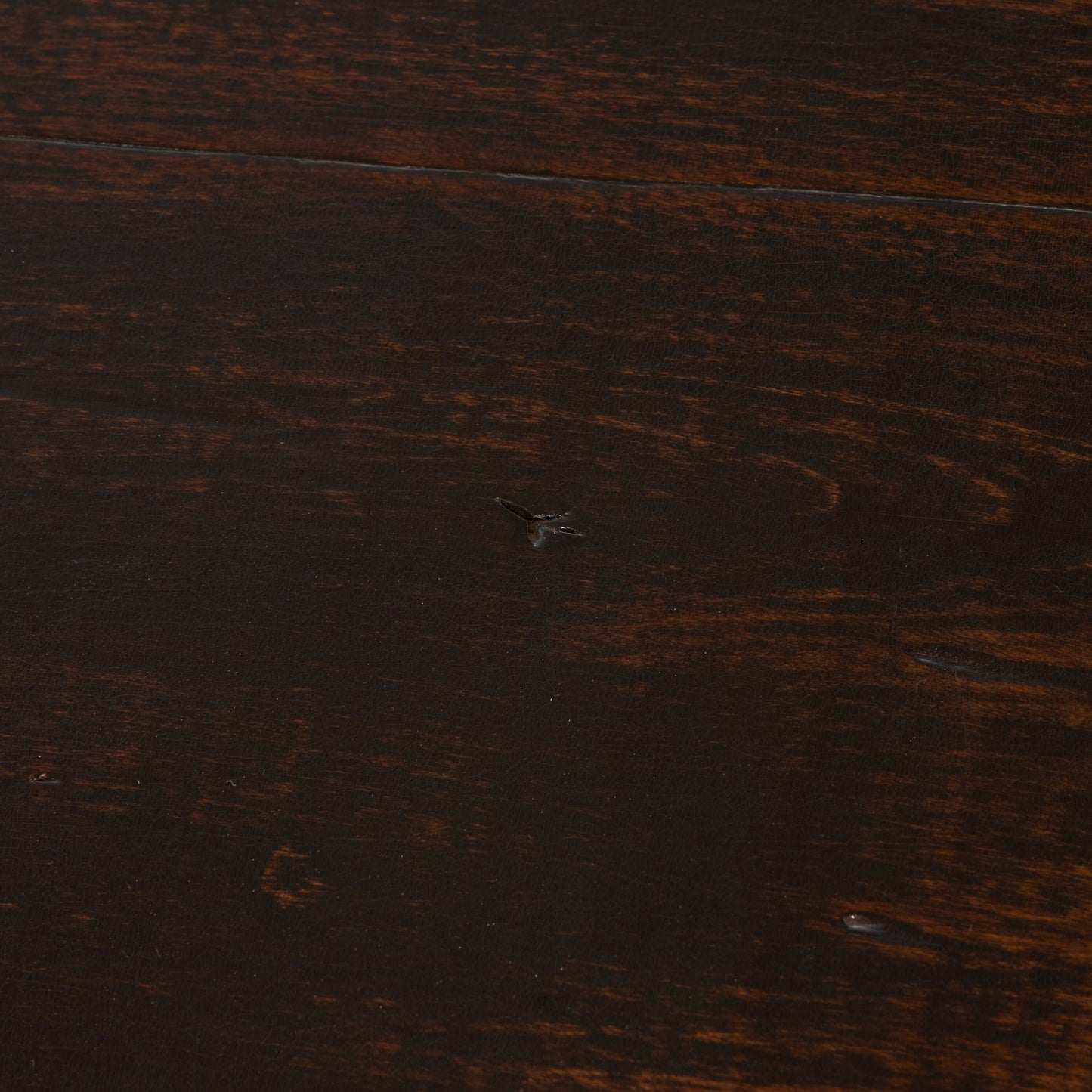 Ovilla oval dining table: distressed walnut
