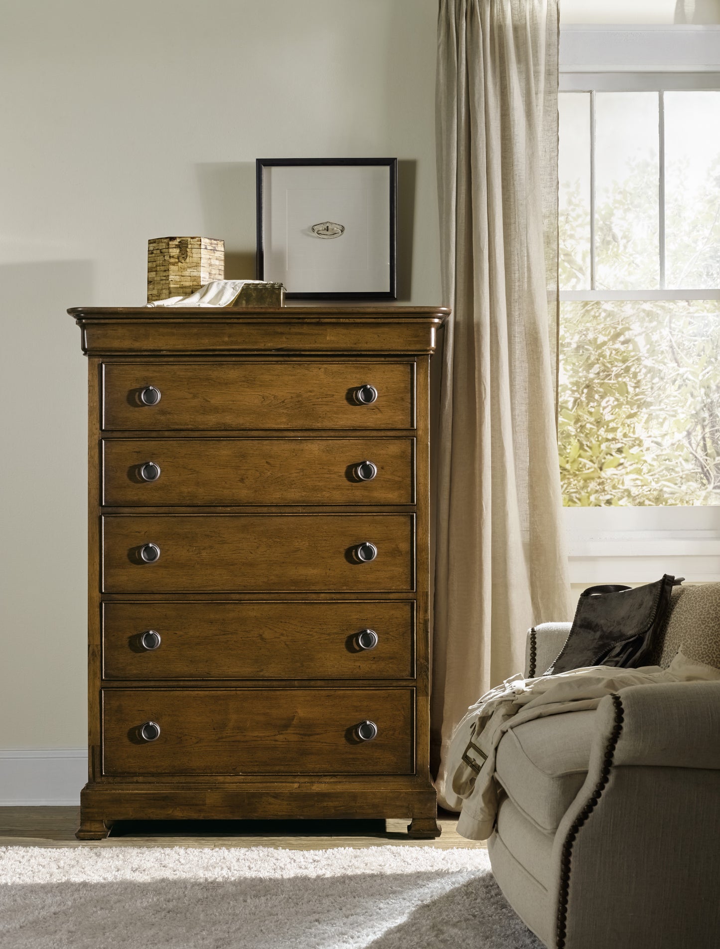 Archivist six-drawer chest